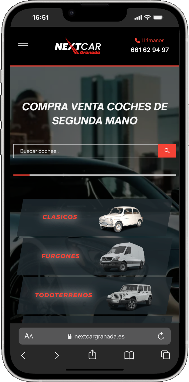 Versión responsive de la web de Nextcar Granada presentada en un móvil
